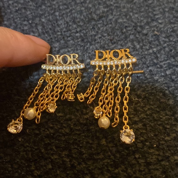 Dior Revolution Earring with white resin crystal - Picture 4 of 4